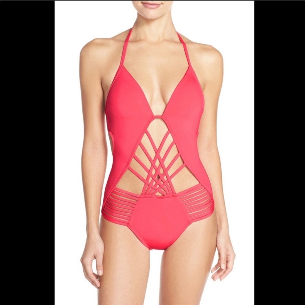 Kenneth Cole macrame one piece large